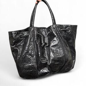 Black crocodile snakeskin leather shoulder bag